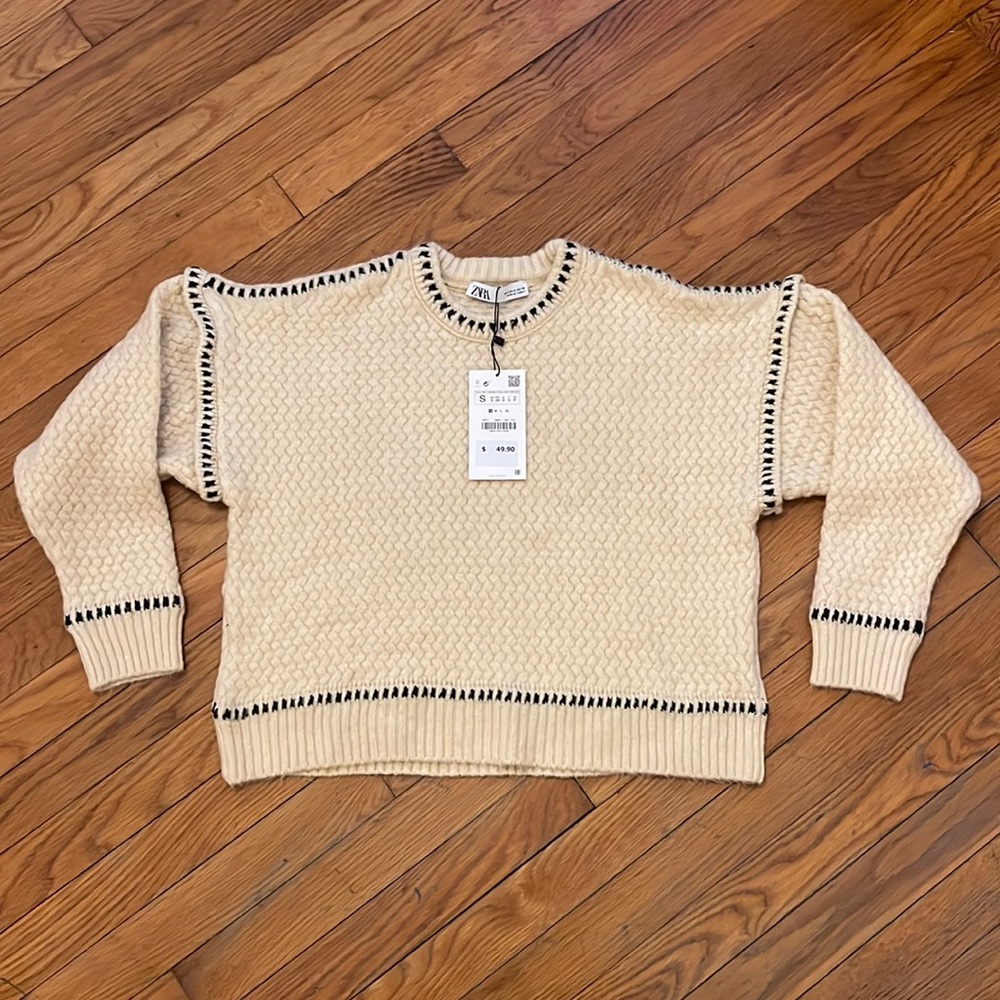 ZARA NWT Sweater Size S